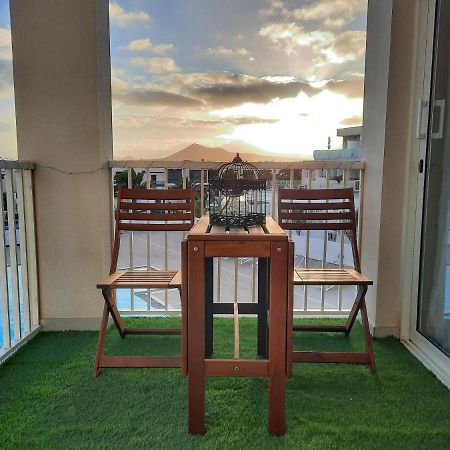 Homeforguest Sunset Senator With Pool And Terrace In 科斯塔特吉塞 外观 照片