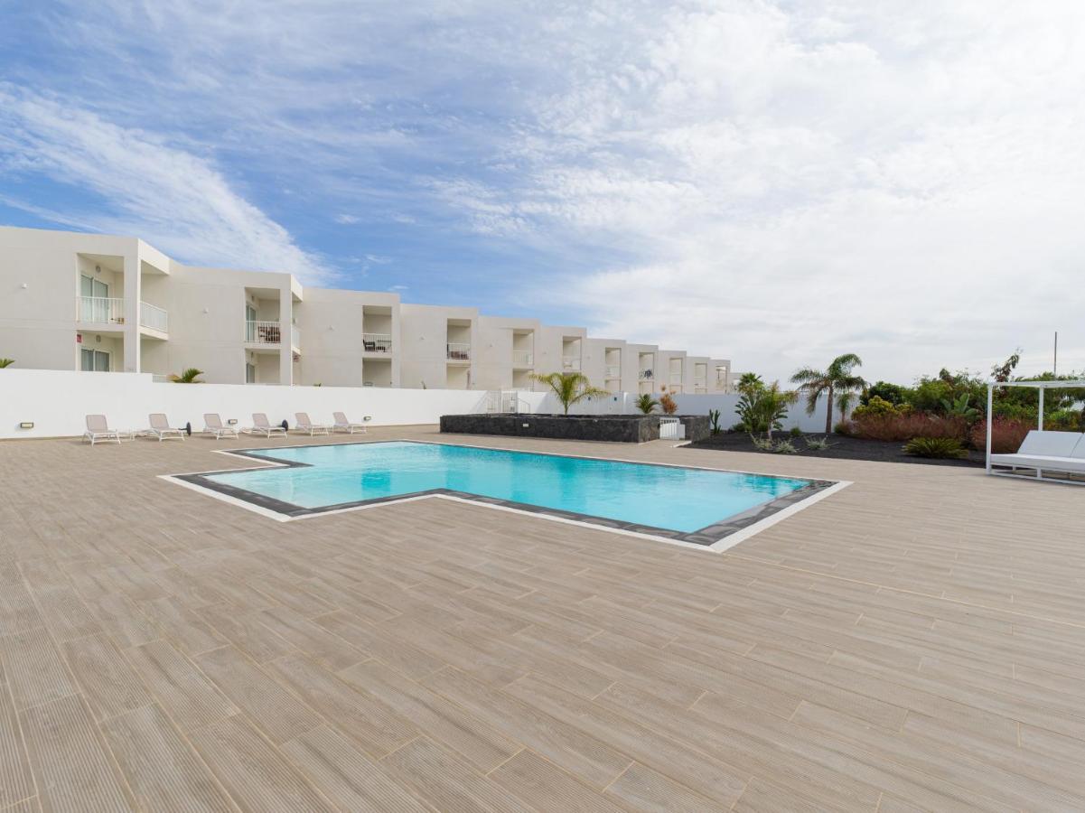 Homeforguest Sunset Senator With Pool And Terrace In 科斯塔特吉塞 外观 照片