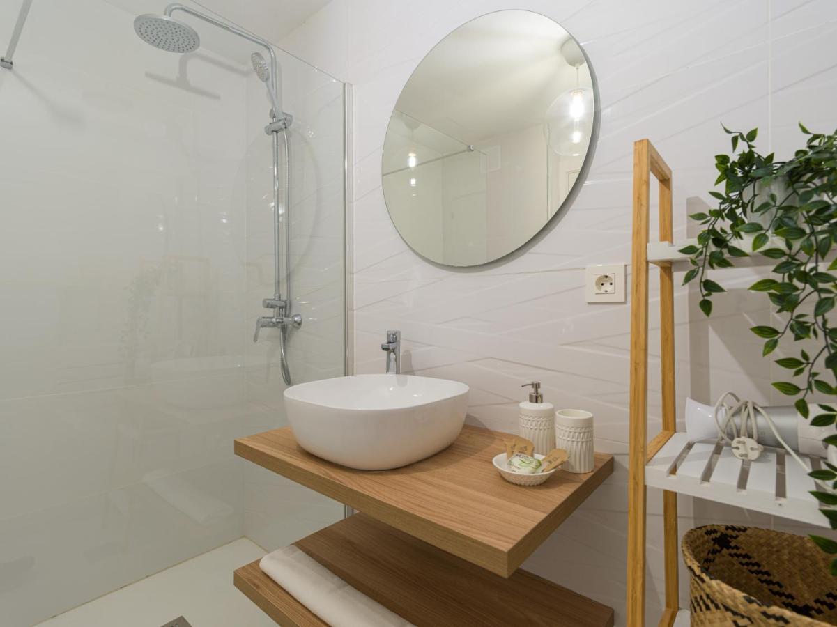 Homeforguest Sunset Senator With Pool And Terrace In 科斯塔特吉塞 外观 照片