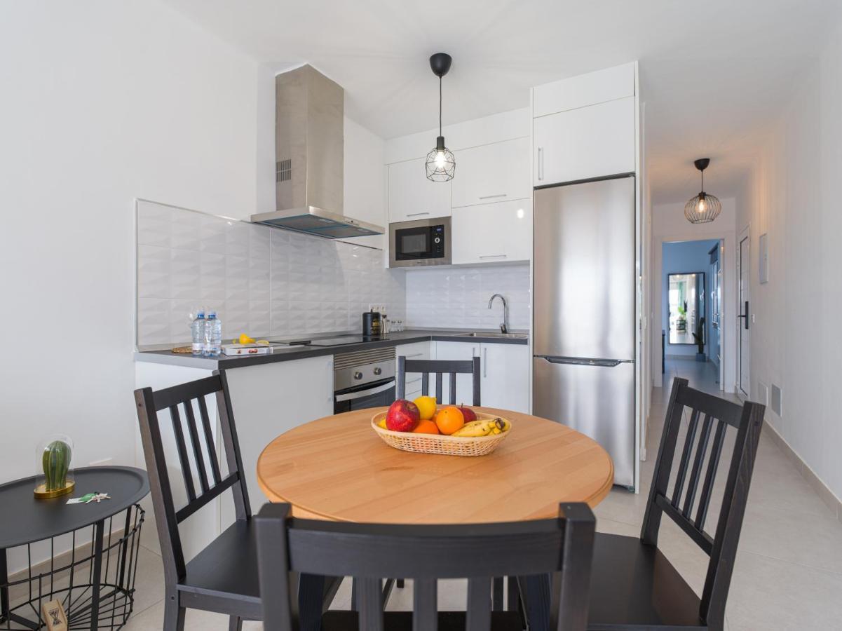 Homeforguest Sunset Senator With Pool And Terrace In 科斯塔特吉塞 外观 照片